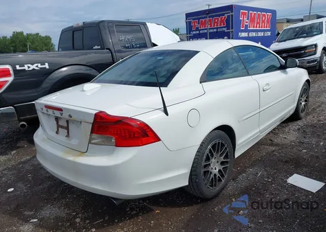 2011 Volvo C70 T5 from USA, damaged, VIN YV1672MC2BJ108973